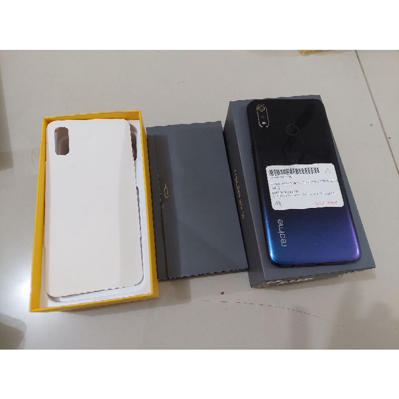 realme 3 4/64 second full