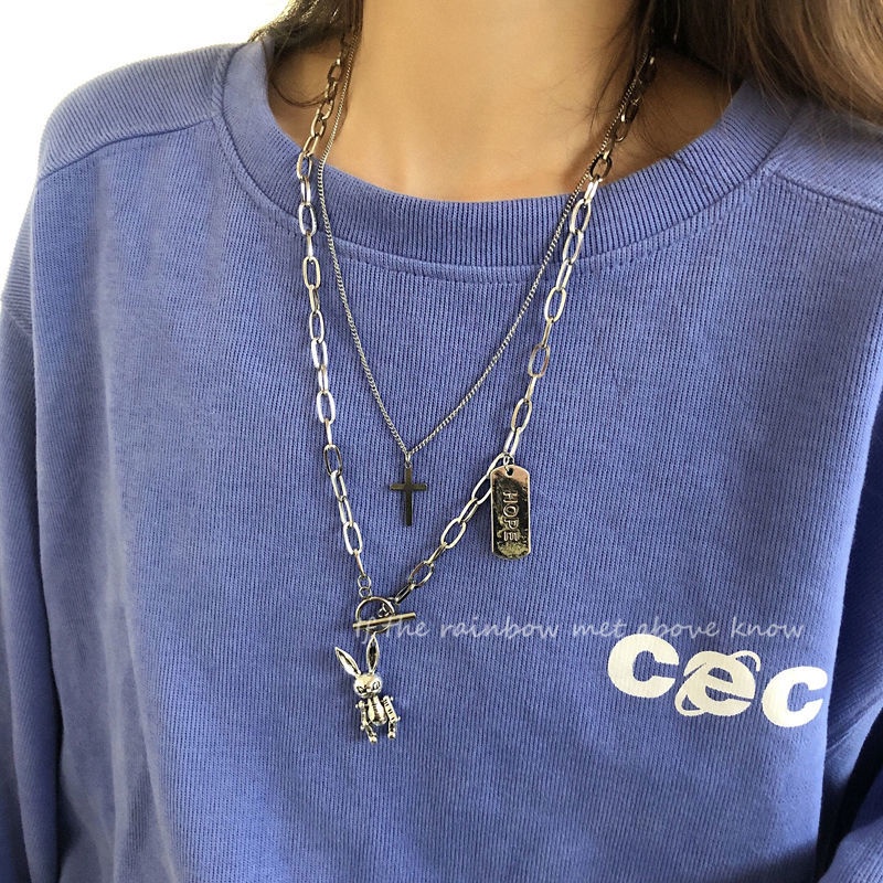 Harajuku retro multi-lapisan Kelinci aksesoris liontin kalung wanita online populer merah gaya yang