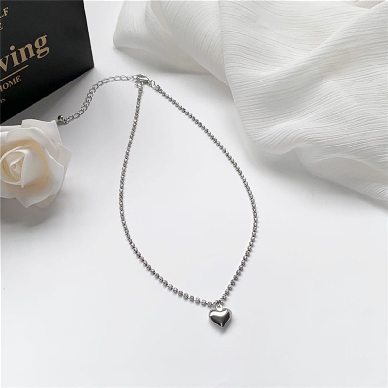 Kalung Rantai Klavikula Desain Hati Gaya Korea Untuk Wanita