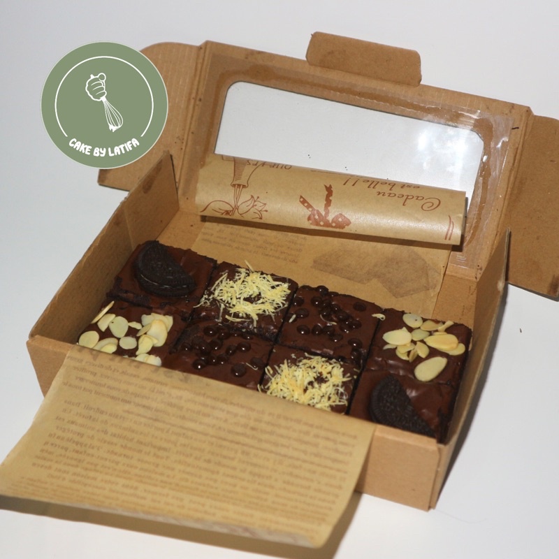 

Fudge / Fudgy Brownies Chocolate 20x10 Premium Cake Kue Hampers Brownie Brownies Panggang Sekat