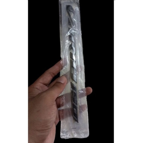 Emblem logo vario 150 hitam black original/ emblem vario 2019