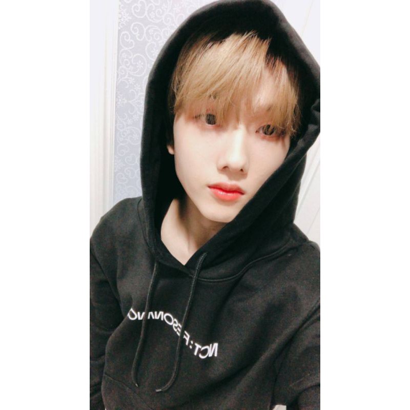 Jisung park ganteng