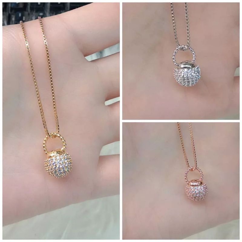 Kalung Titanium Wanita Anti Karat, Anti Alergi, Tahan Lama, Di jamin REALPICT 100% dan high quality, Pilih 1 dari 3 warna Gold, Silver, dan Rosegold