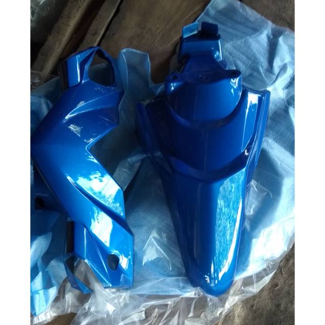 Batok plus spakbor depan beat karbu biru muda