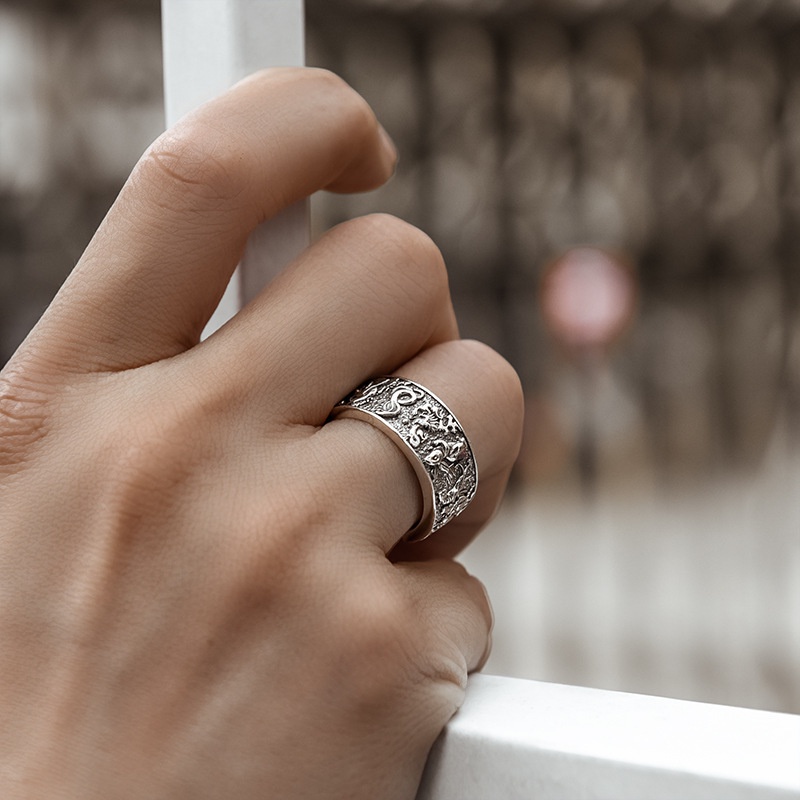 Cincin Model Terbuka Dapat Disesuaikan Motif Enam Huruf Mantra Gaya Retro Untuk Pria