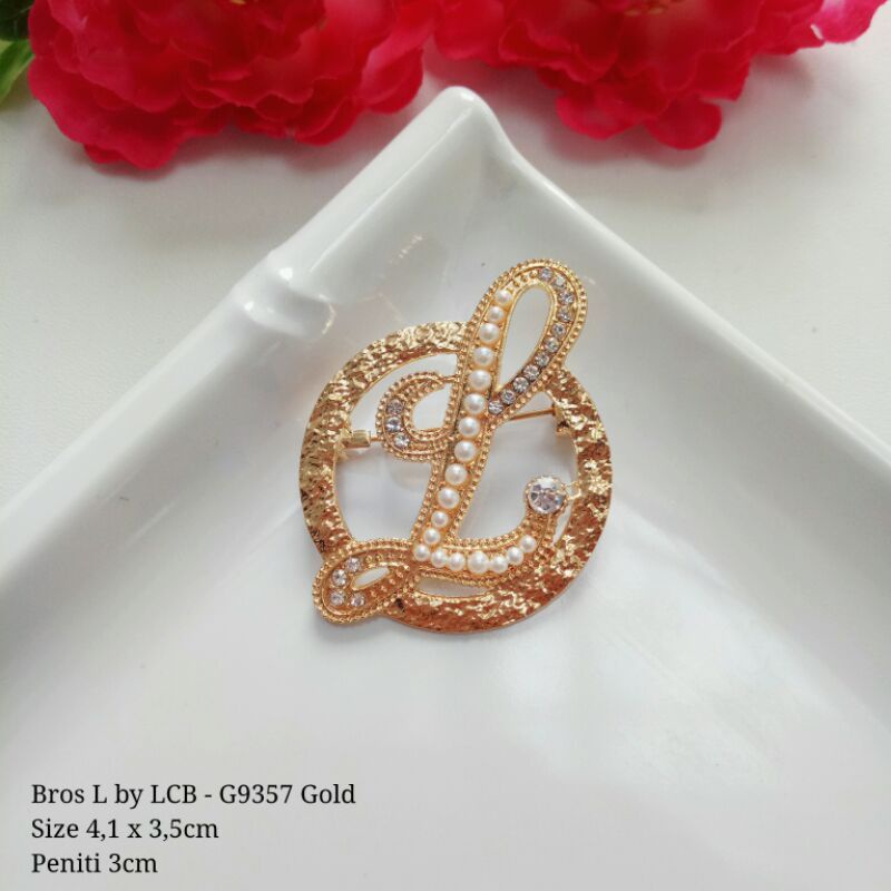 Bros Buttonscraves / Bros Ala Buttonscarves  / Bros Button / Buttonscarves Brooch / Orderinkuy Bros-LCB Gold