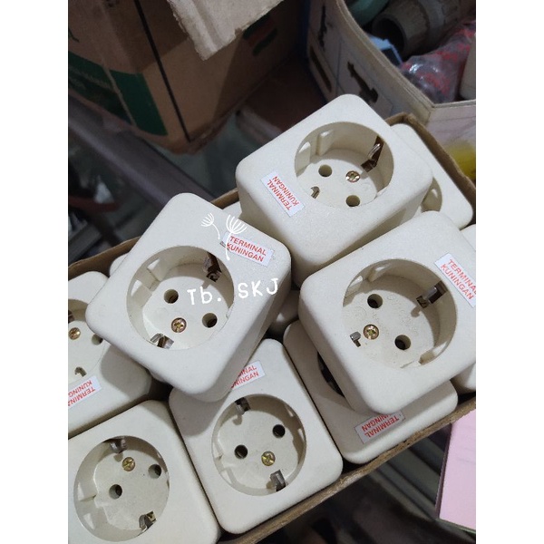 STOP KONTAK UTICON 1 LUBANG, COLOKAN LISTRIK, TERMINAL KUNINGAN