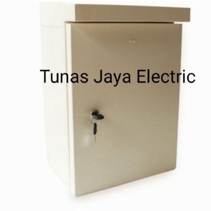 Box Panel Listrik 30x40x20 Model Topi (Kunci Putar)