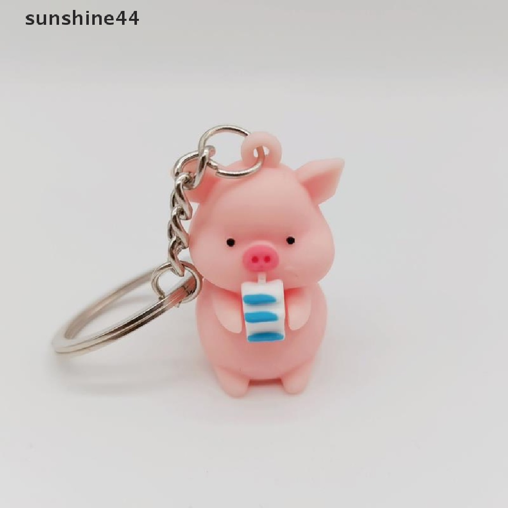 Sunshine Gantungan Kunci Bentuk Boneka Kartun Babi Memegang Susu