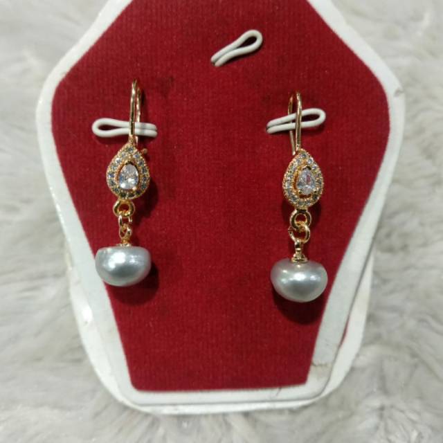 Giwang mutiara asli lombok