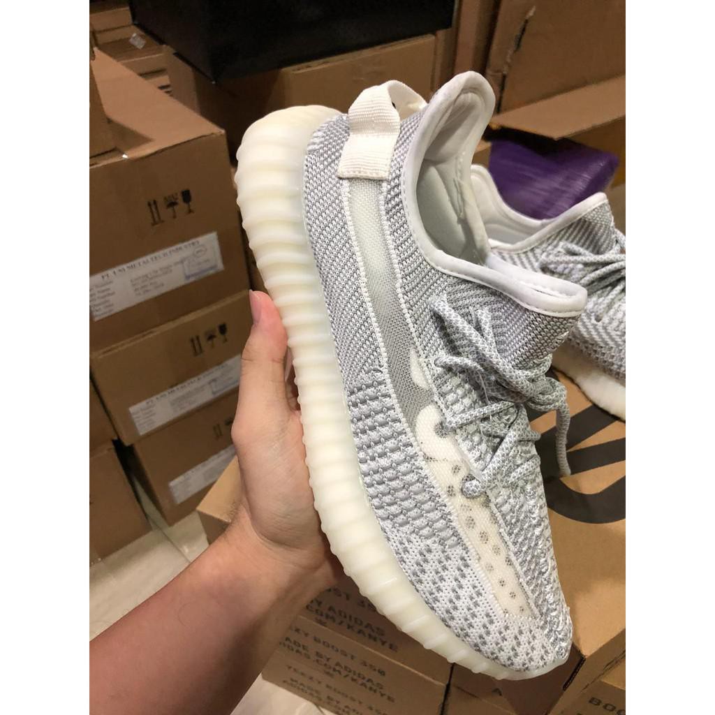 YEZZY 350 V2 STATIC, REAL PIC. MADE IN CHINA