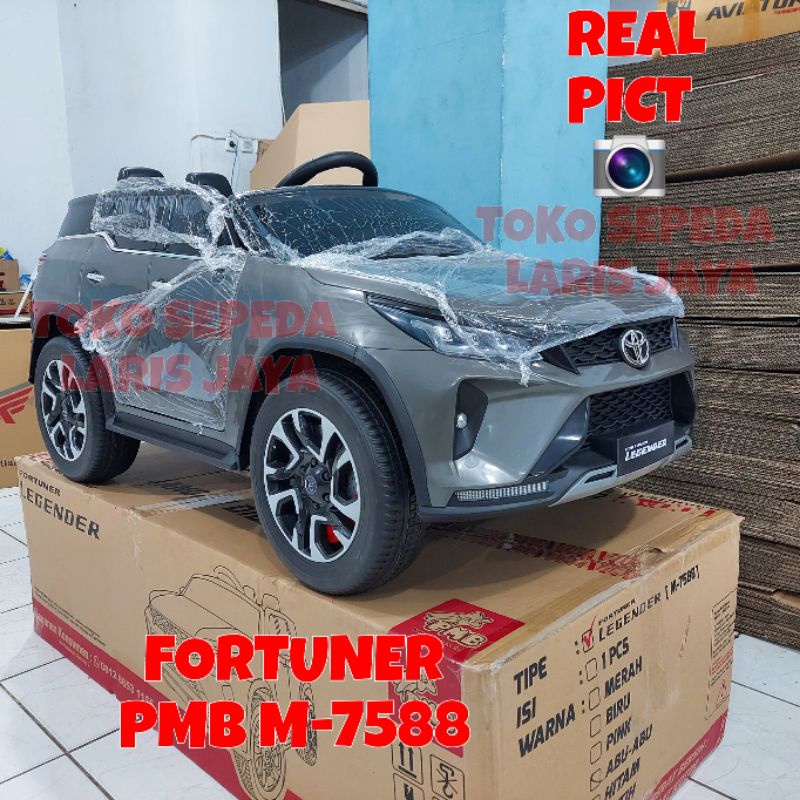 mobil aki anak pmb 7588 legender mobil aki fortuner terbaru . mobilan remot pakai aki fortuner new. MOBILAN AKI ANAK FORTUNER LICENCED TOYOTA PMB 7588-1