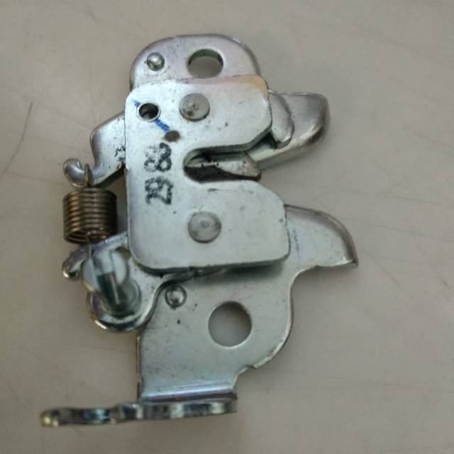 Lawan kunci jok SATRIA FU