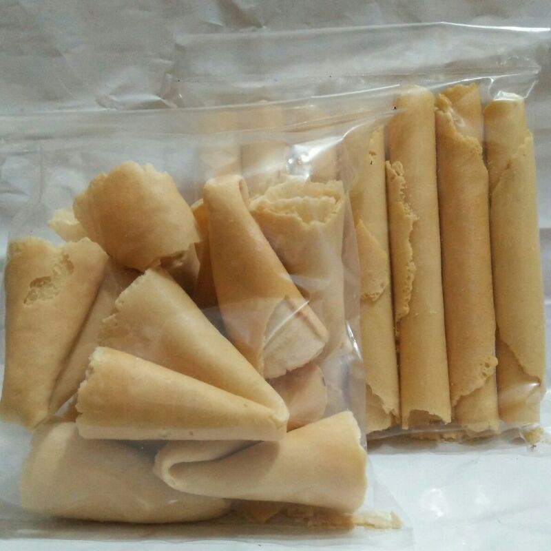 

Kueh tradisional Kueh Semprong 150g / semprong corong semprong golong