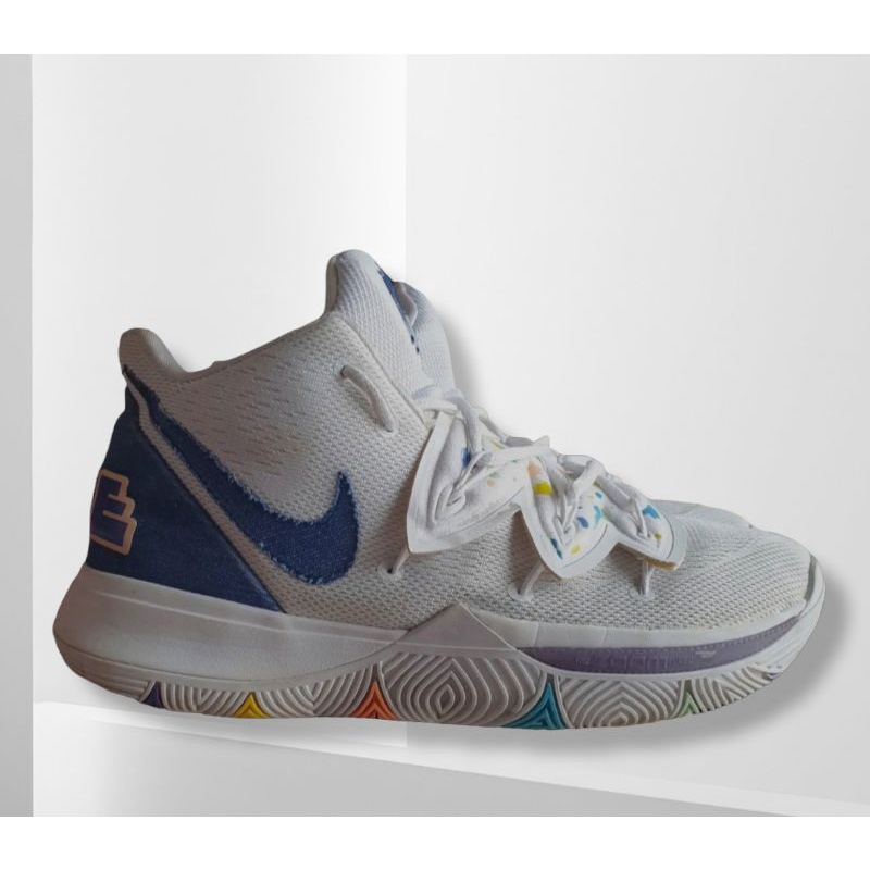 Nike Kyrie 5 Have Nike A Day