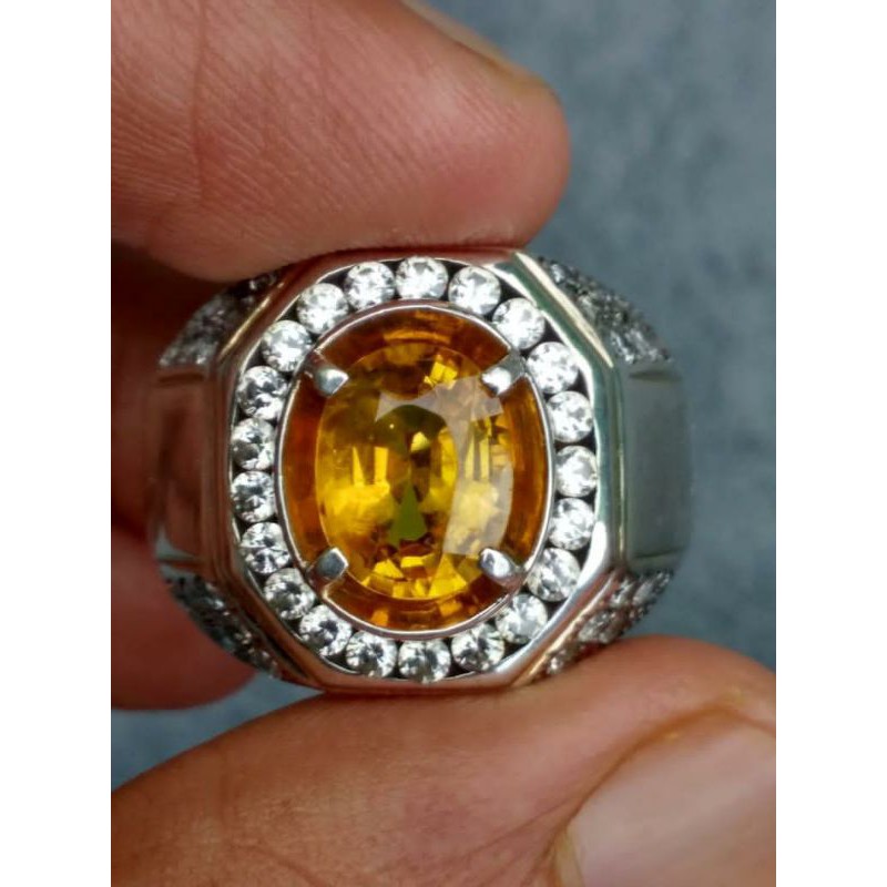 

yellow safir
