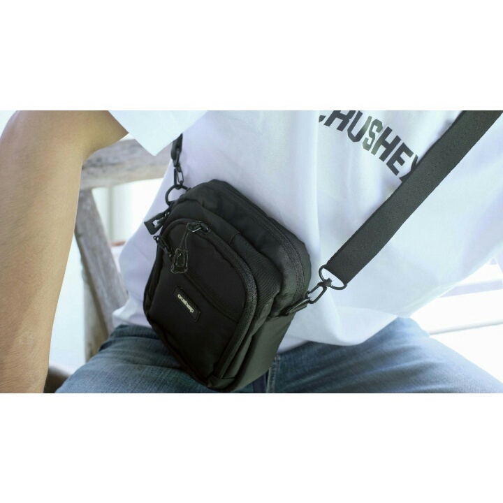 CRUSH EXP Sling Bag SBC0220 - BLACK / Tas selempang