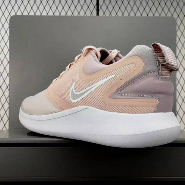nike lunarsolo running shoes