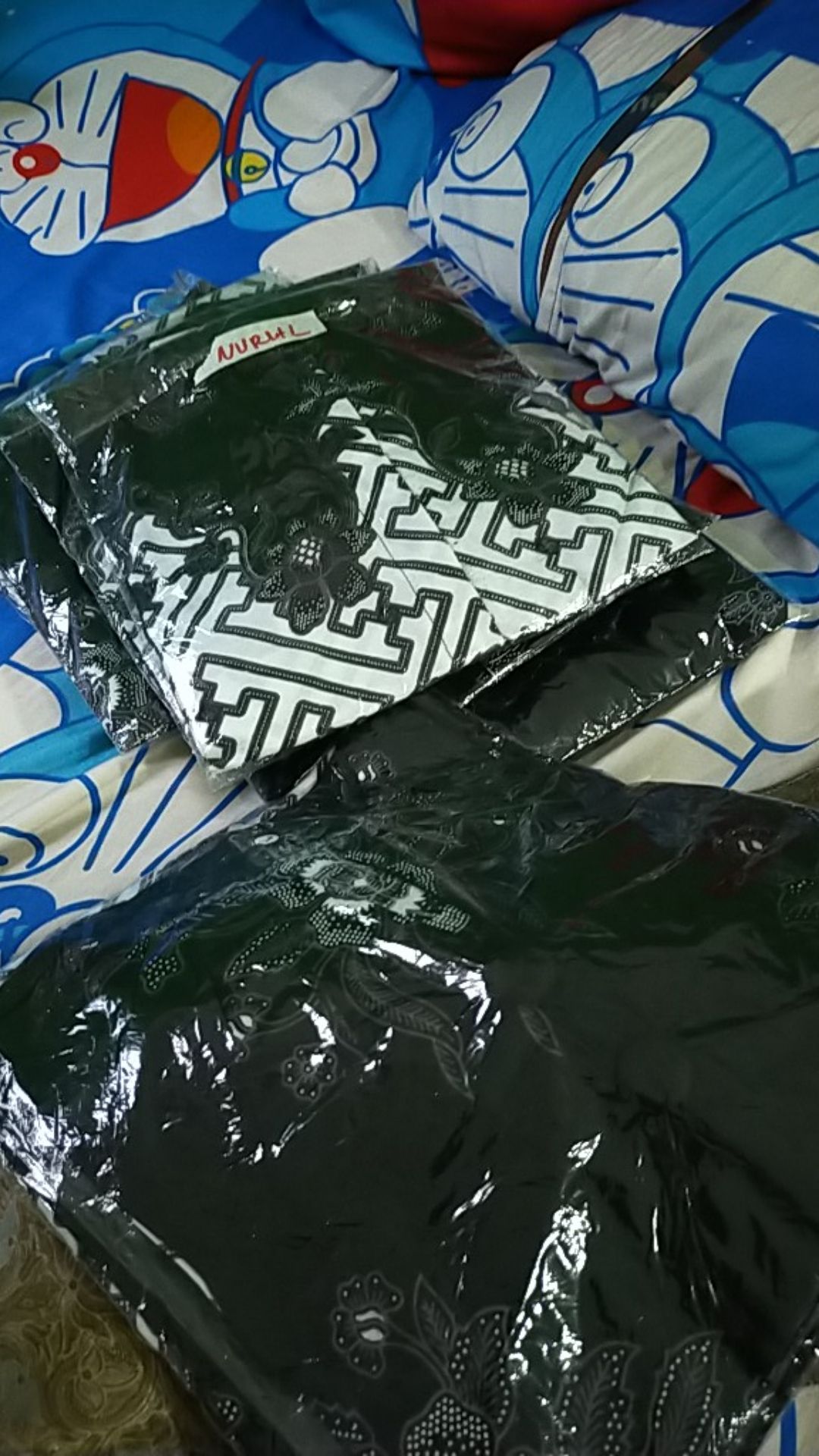 Maura Couple Sania Ruffle Batik Couple Ori .