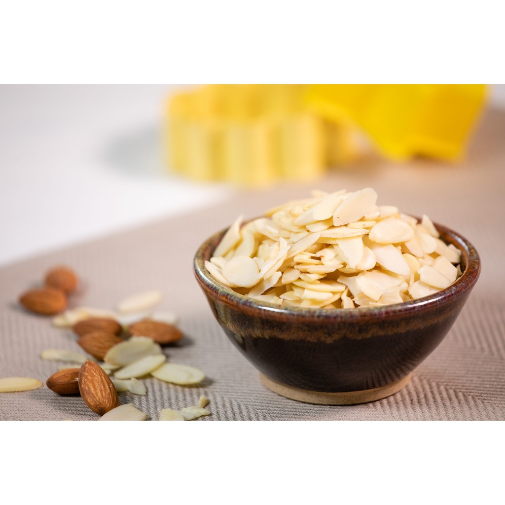 

ORGANIC ALMOND SLICED (IRISAN KACANG ALMOND) | 1 Kg
