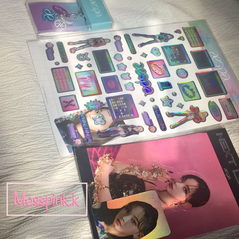 [ READY ] MD AESPA NEXT LEVEL FULLSET SEALED HOLO STANDEE & EPOXY BLACK MAMBA KARINA ACRYLIC KEYRING