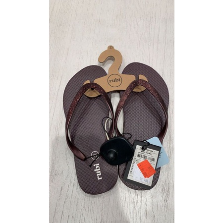 RUBI Sandal  (jastip)