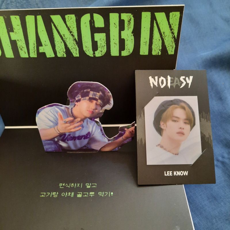 Pop-up Changbin & Frame Lee Know NOEASY