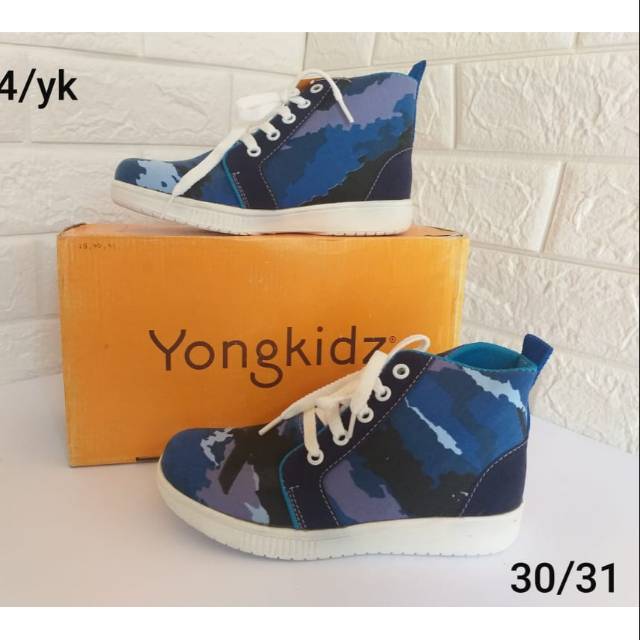 Yongkidz Sepatu anak