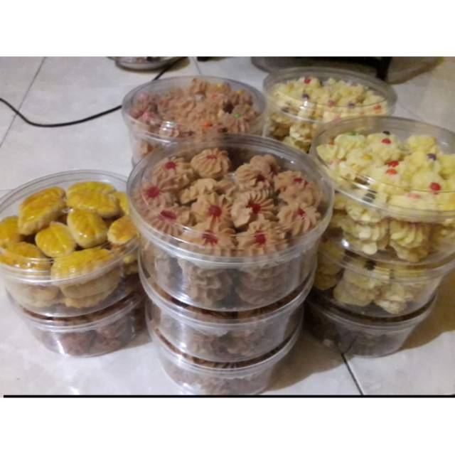 

kue kering renyah kres/ lembut/murah/bergizi/home made