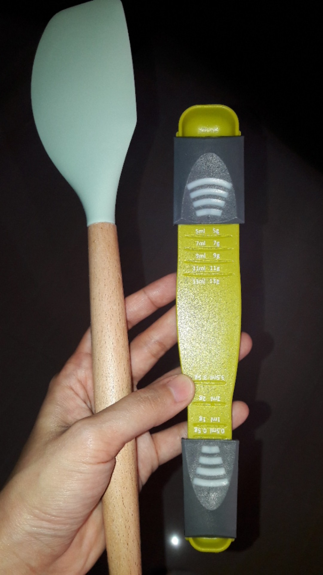 1pc Sendok Takar Dengan Model Ujung Ganda Dan Dapat Disesuaikan Untuk Masak / Baking