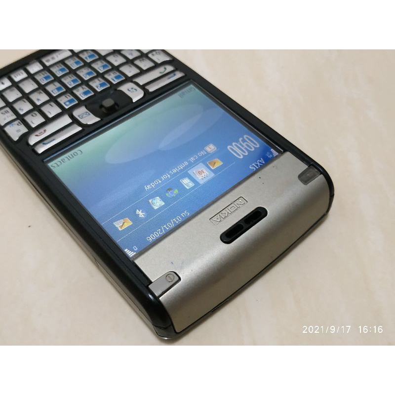 Nokia E6