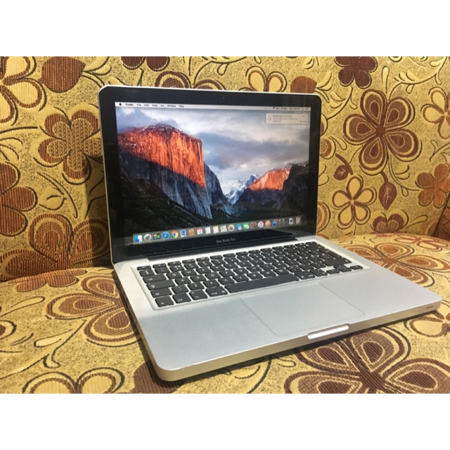 MacBook PRO 13”Inch 2011 Core i7 Berkualitas mulus like new