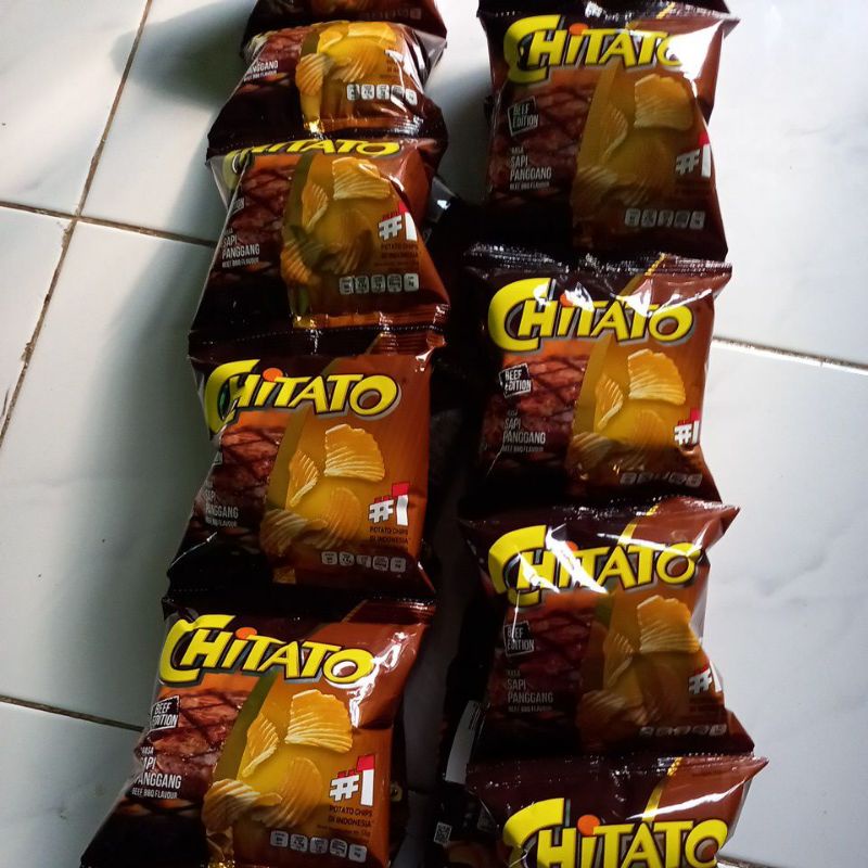 

chitato sapi panggang 1 renceng isi 10 bungkus