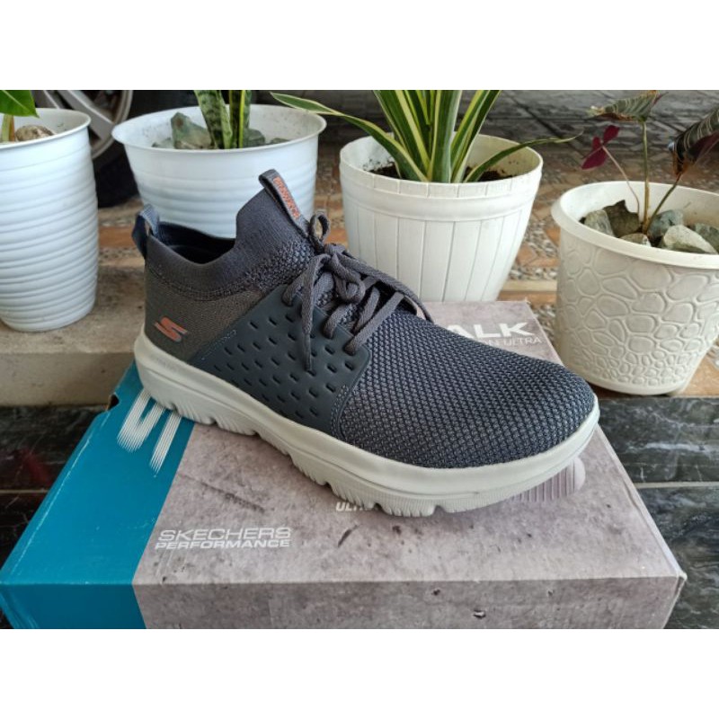 Skechers Go Walk Evolution Ultra Turbo 54726