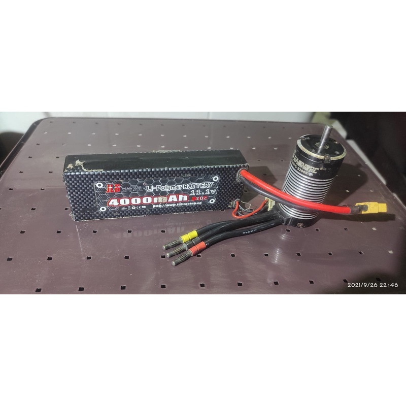 motor brushless 2500kv JLB J3 speed + batre JLB J3 speed 400mah