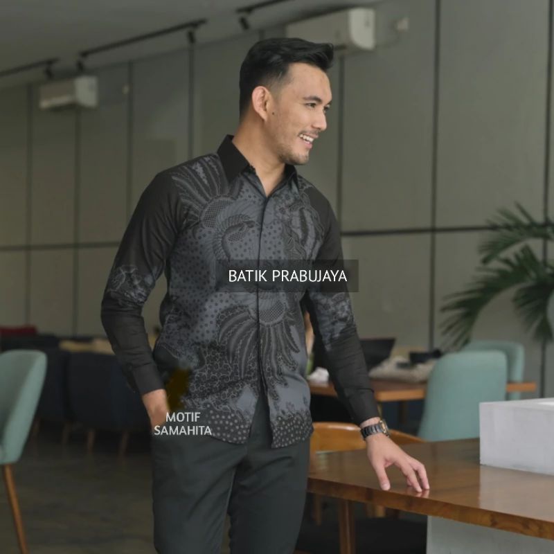 SAMAHITA Kemeja Batik Pria Modern Terbaru Lengan Panjang Full Furing - Baju Hem Batik Solo Pria Cowok Laki Laki Katun Halus Kondangan Kerja Kantor Pesta Abu Abu