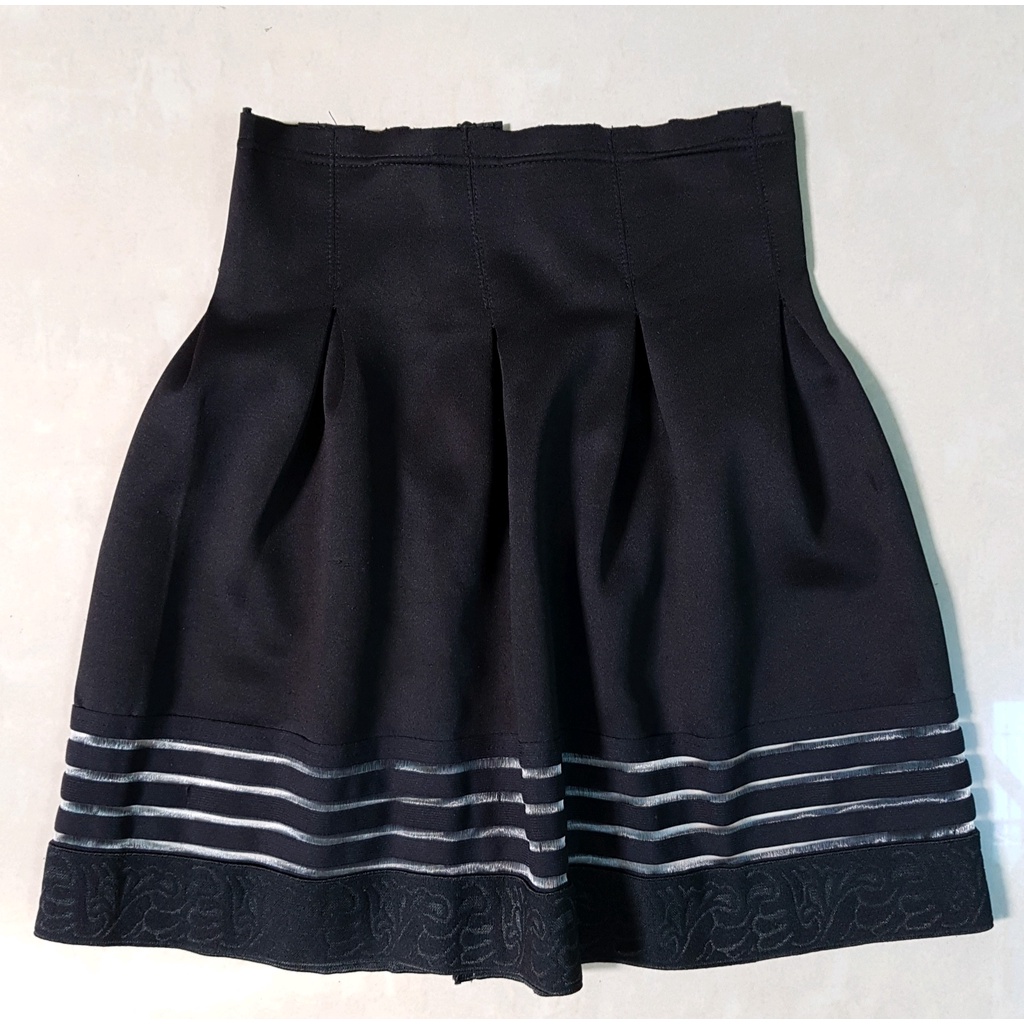 PRELOVED Mini Skirt Puff Flare Rok Aksen Garis Transparan (Black - One Size)