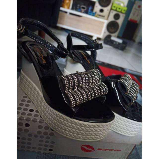 Sepatu Wedges Wanita Import Sofiya