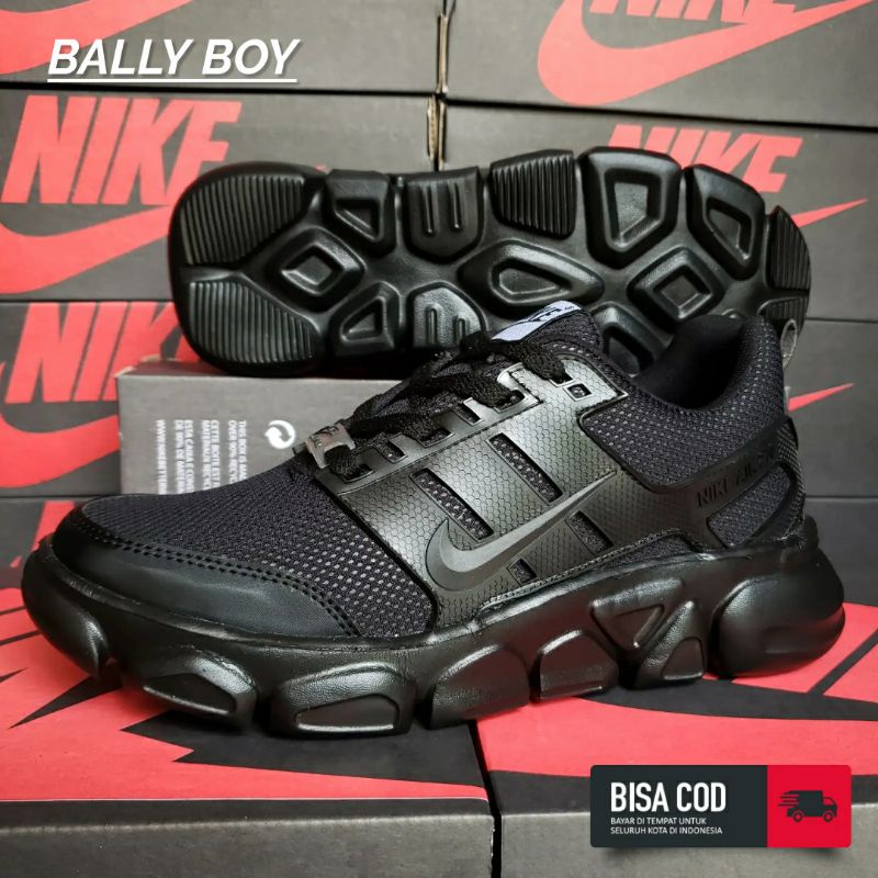 Sepatu Pria Hitam Polos Full Black Terbaru Sekolah Runing Joging Santai