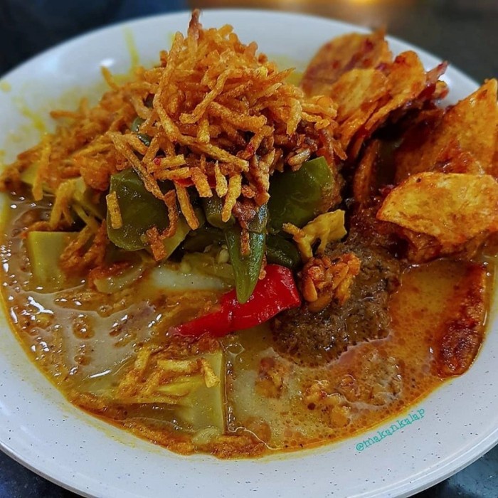 

Bumbu Instan Lontong Medan