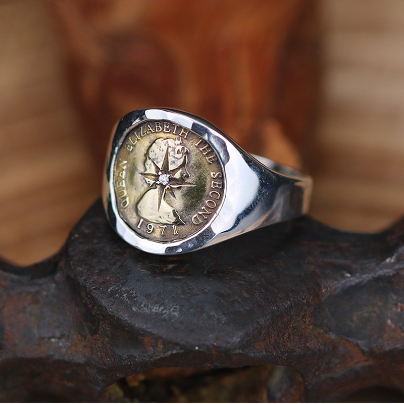 Cincin Model Terbuka Desain Koin Elizabeth Handmade Bahan Kuningan Warna Silver