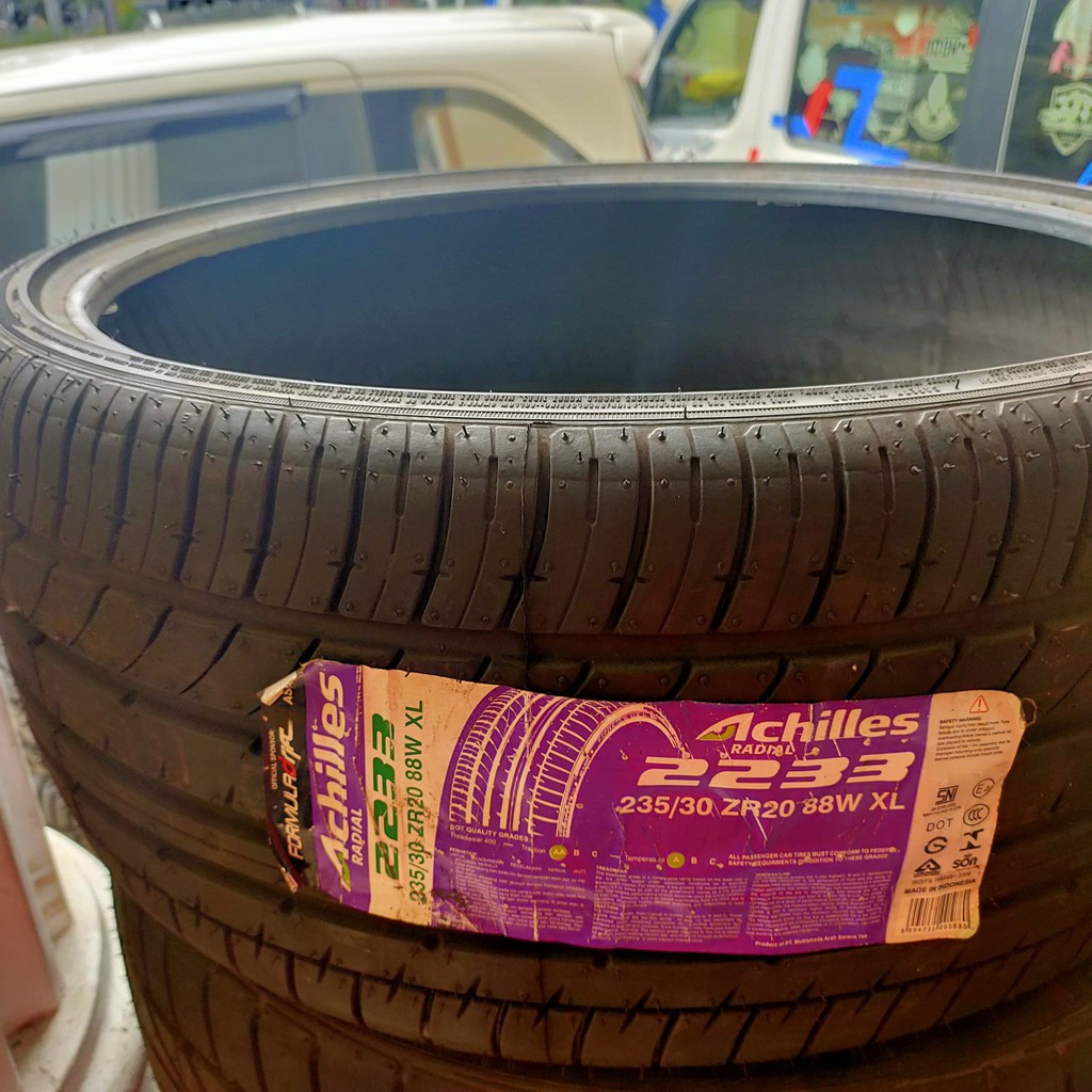 Ban Mobil Achilles 2233 235/30 ZR20 88W XL