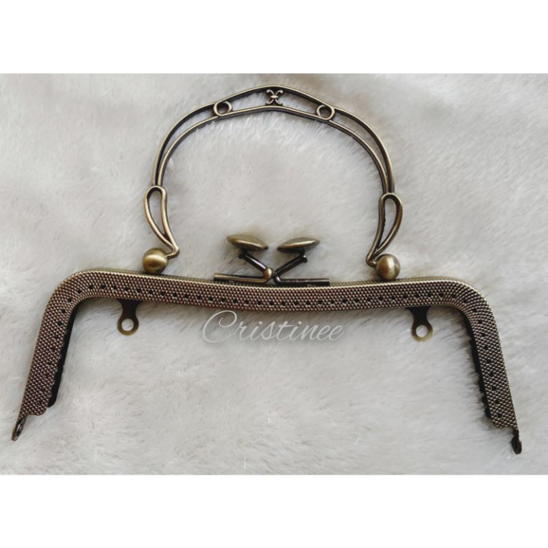 Behel tas Atg (satuan)