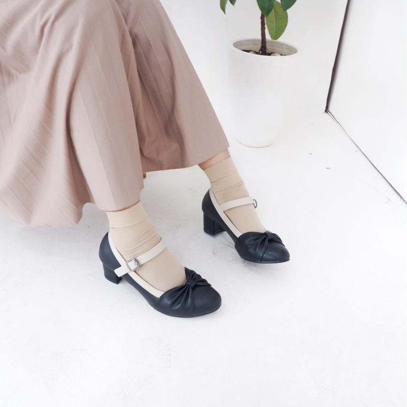 MEGAN HEELS - Sepatu wanita / heels wanita