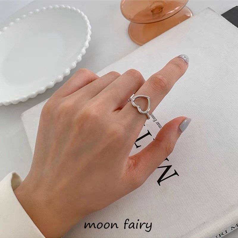 2pcs / Set Cincin Model Terbuka Dapat Disesuaikan Bentuk Hati Warna Silver Untuk Wanita