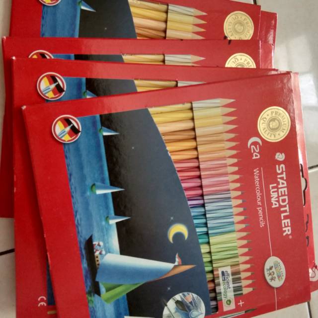 

Pensil warna luna STEADTLER isi 24