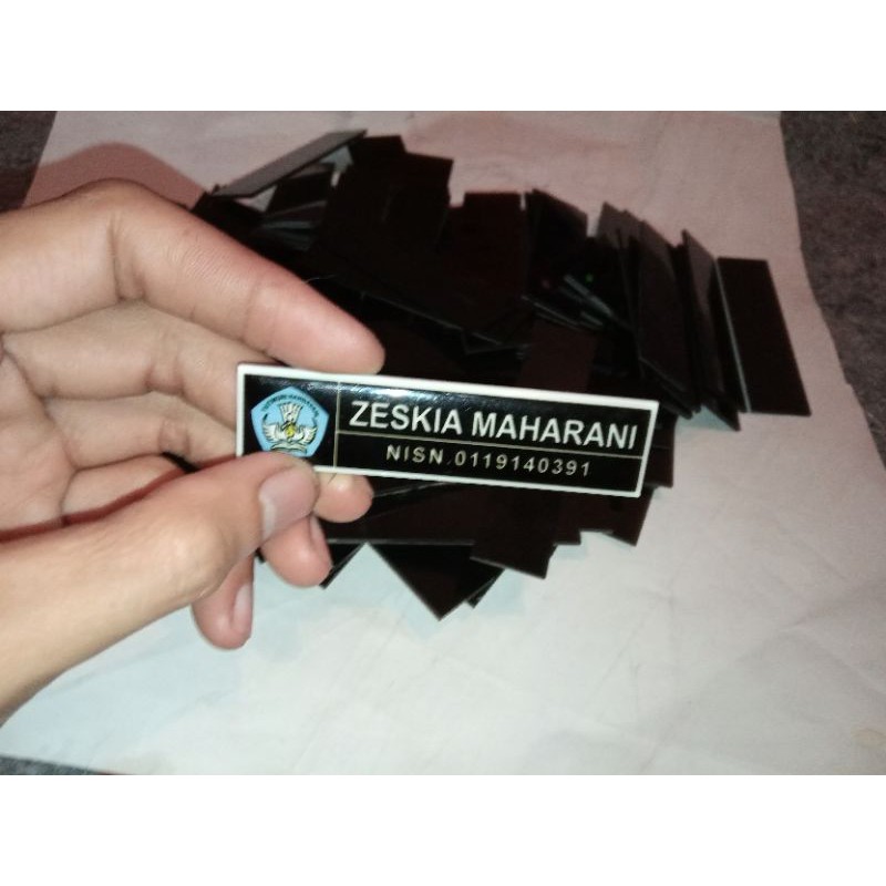 

name tag akrilik+resin