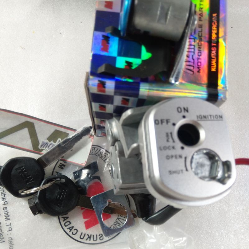 KUNCI KONTAK MOTOR 1 SET BEAT KARBURATOR