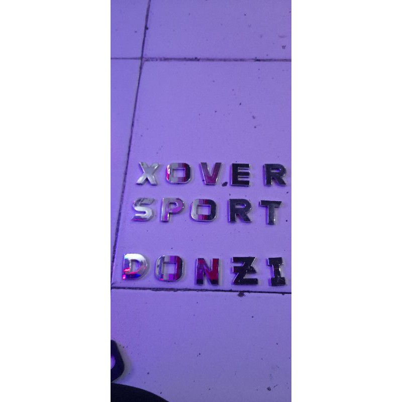 EMBLEM HURUF NAMA MOBIL BAHAN BESI STAINLESS ANTI KARAT BUKAN PLASTIK