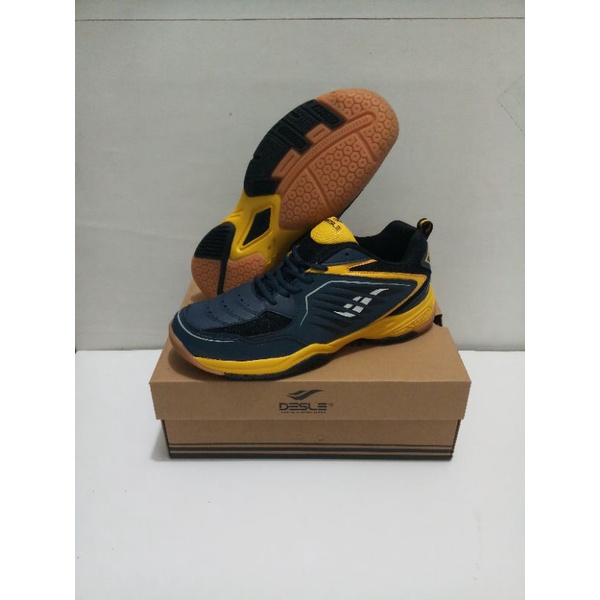 SEPATU BADMINTON ORIGINAL DESLE